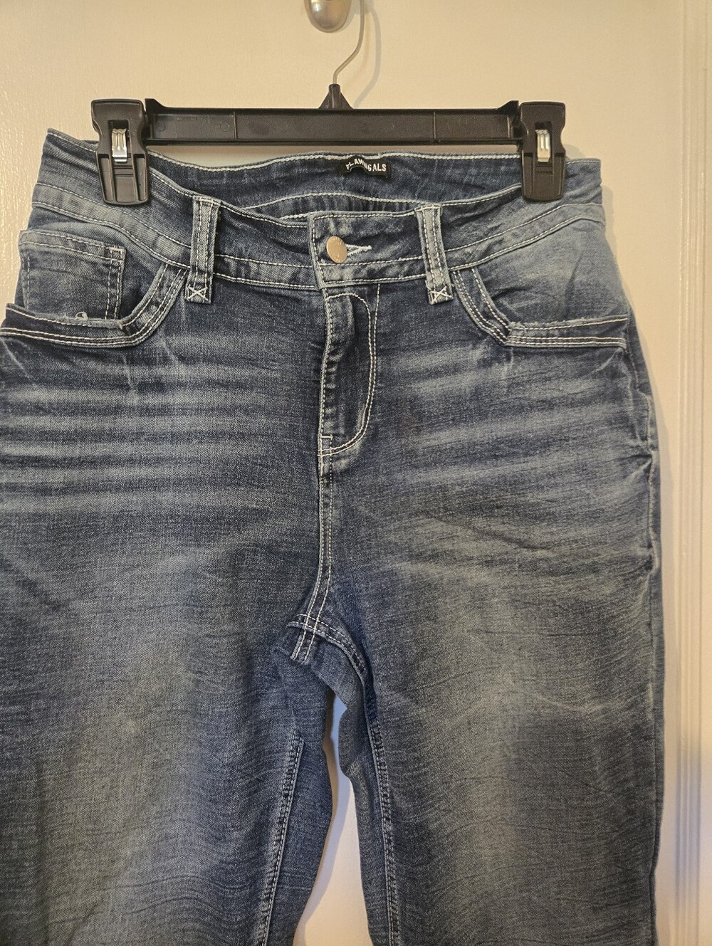 Womens Size Medium Flamingos Jeans